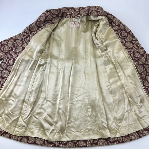 80s Vintage boucle wine beige belted womens winter coat Size 4 - Picture 12 of 14